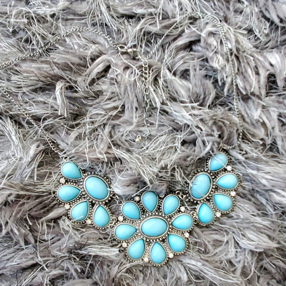 💙 Spaghetti Strap Blouse💙 - Picture 5 of 6